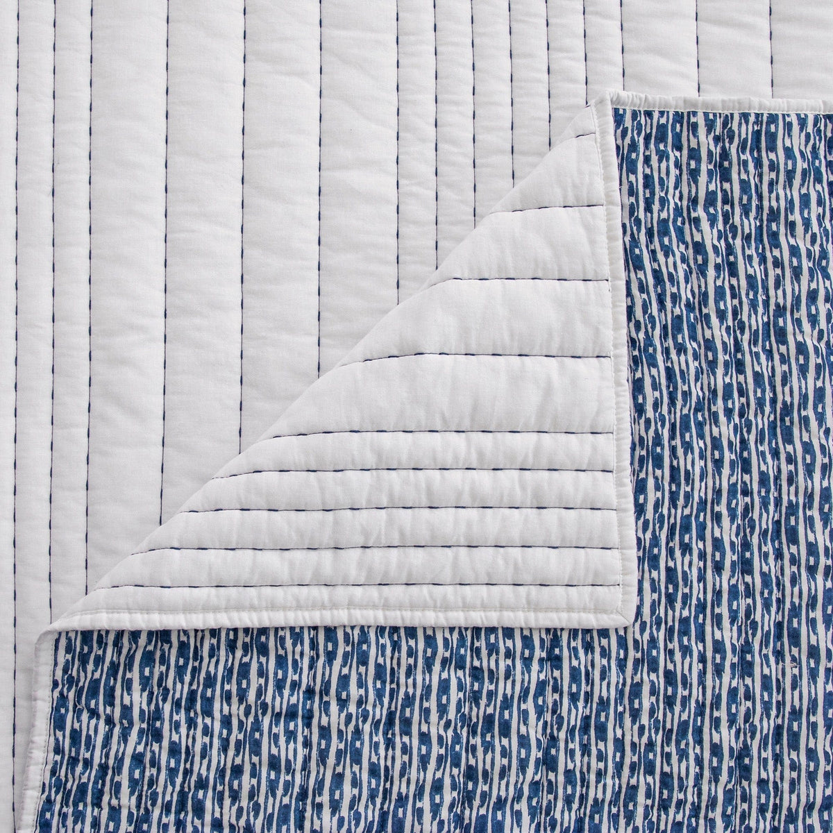 Ocean Ripple Reversible Quilt Set