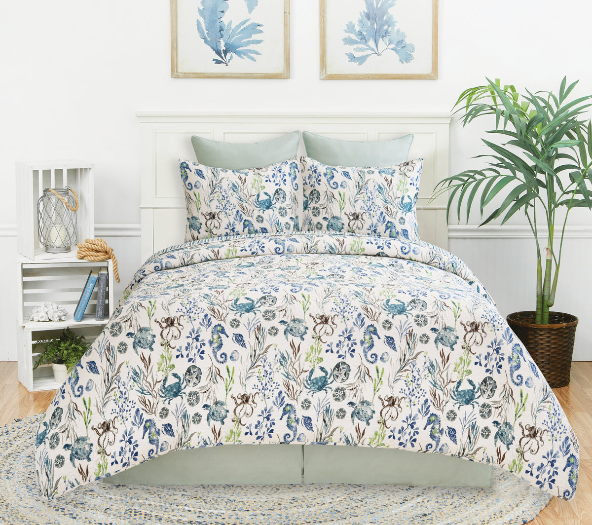 Crescent Bay Quilt Set